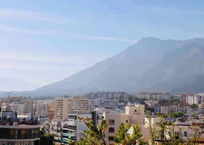 Large Modern Beach Front Apartment, Rooftop Pool!! Apartment *