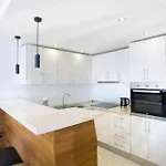 Apartment Large Modern Beach Front Apartment, Rooftop Pool!! Marbella
