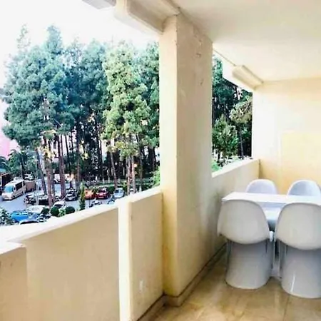 Large Modern Beach Front Apartment, Rooftop Pool!! Apartment *